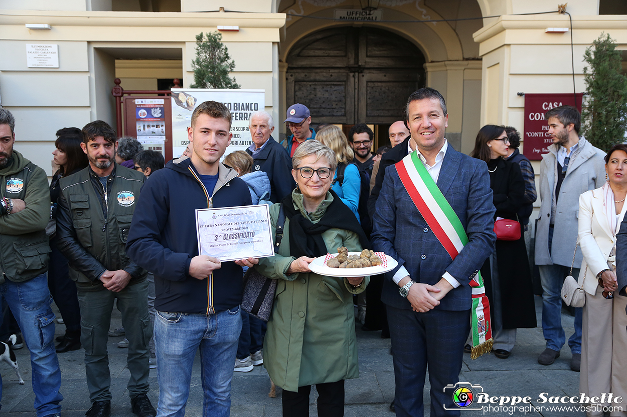 VBS_4441 - Fiera Nazionale del Tartufo Bianco 2024.jpg